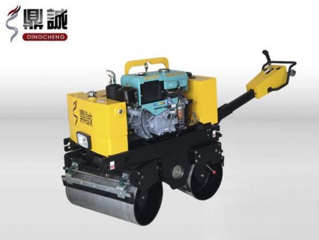 點(diǎn)擊查看詳細(xì)信息<br>標(biāo)題：DC-840-I全液壓手扶雙鋼輪壓路機(jī) 閱讀次數(shù)：14882