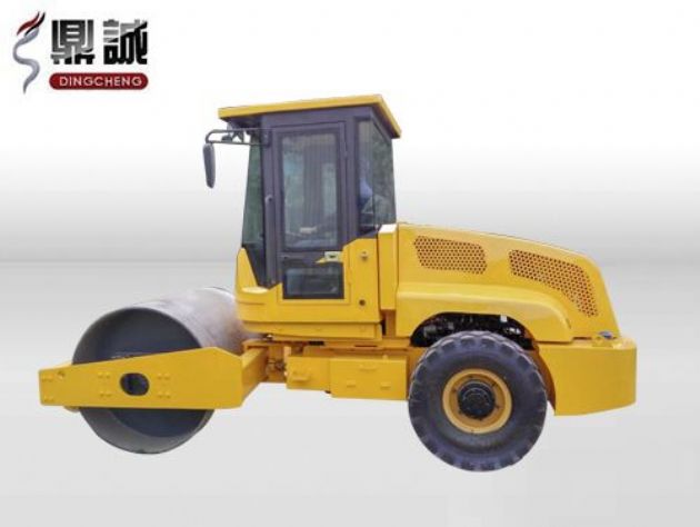 點(diǎn)擊查看詳細(xì)信息<br>標(biāo)題：6噸單鋼輪振動(dòng)壓路機(jī) 閱讀次數(shù)：13608