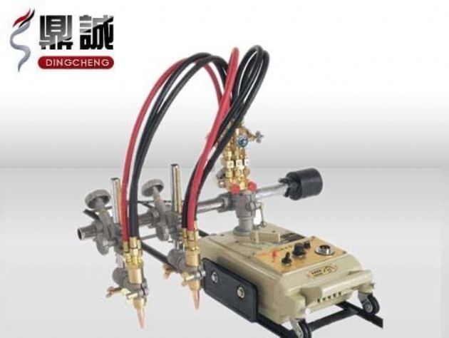 點擊查看詳細信息<br>標題：雙頭多頭火焰切割機 閱讀次數：4806