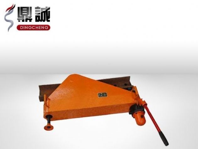 點擊查看詳細信息<br>標題：垂直液壓彎軌機 閱讀次數：4618